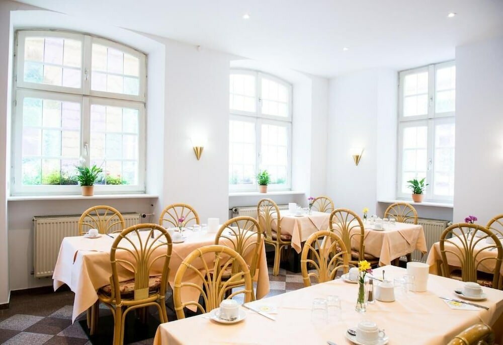 Фото Hotel Am Rathaus