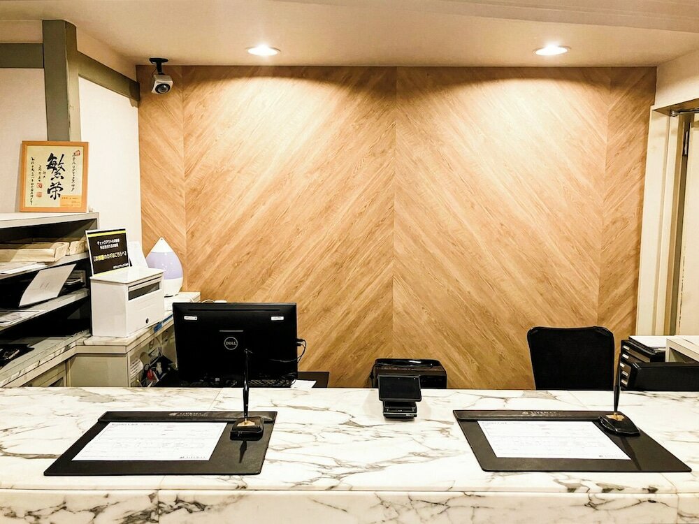 Фото LiVEMAX Kobe