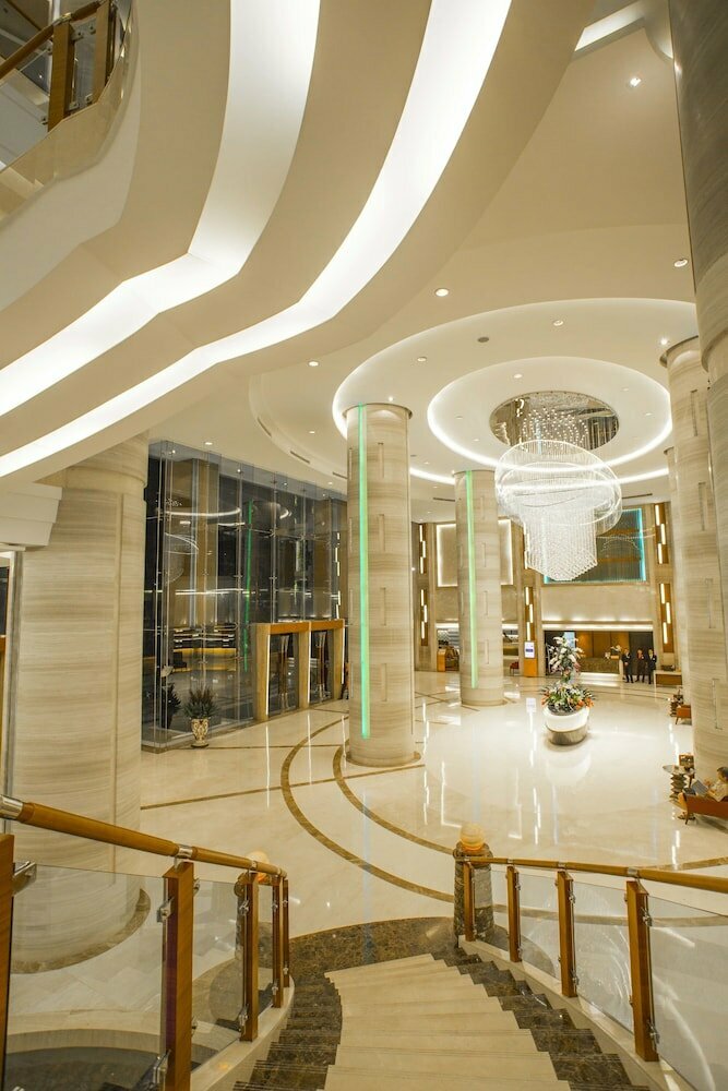 Hotel The Grand Fourwings Convention Hotel, Bangkok, photo