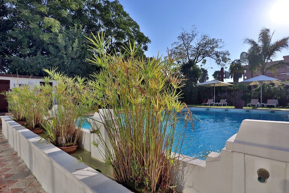 Фото Oasis Cordoba Hotel