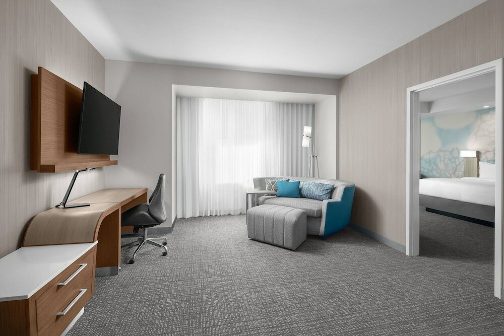 Фото Courtyard by Marriott Clearwater Beach