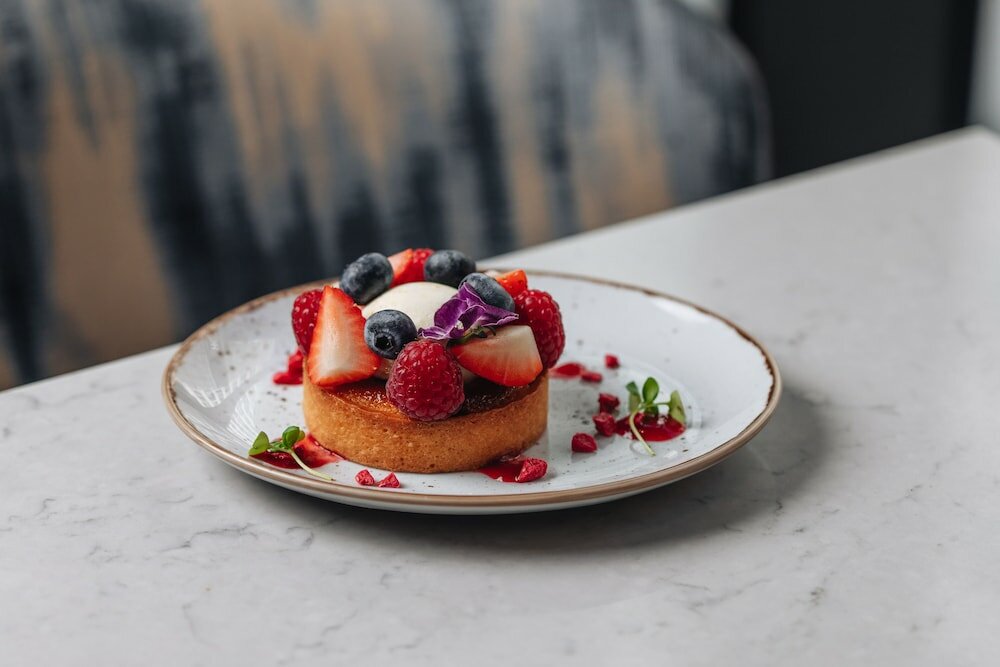 Фото Middle Eight