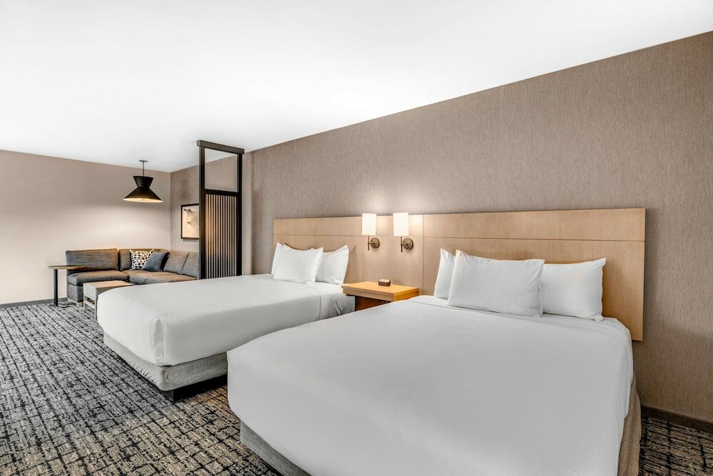 Фото Hyatt Place Colorado Springs Downtown