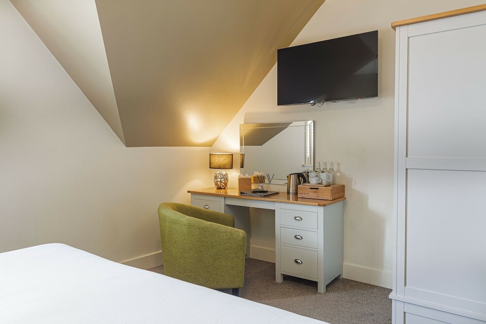 Фото Forest Park Country Hotel & Inn, Brockenhurst, New Forest