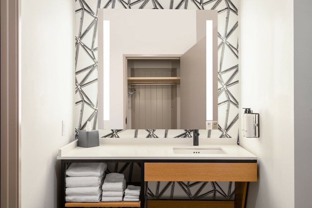 Фото Atwell Suites Denver Airport Tower Road, an Ihg Hotel