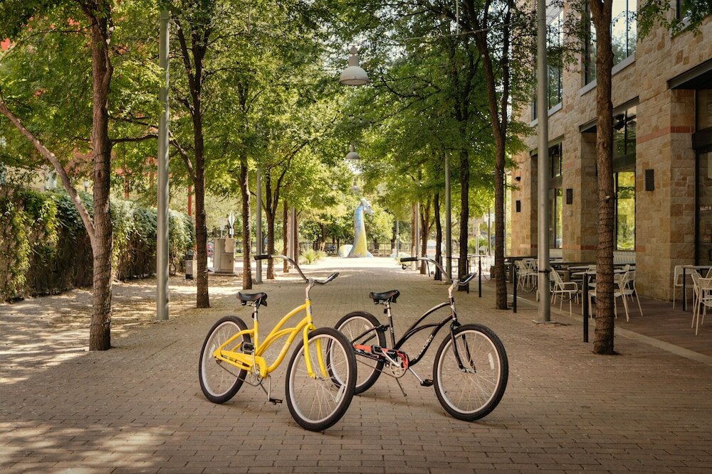 Фото Origin Austin, A Wyndham Hotel