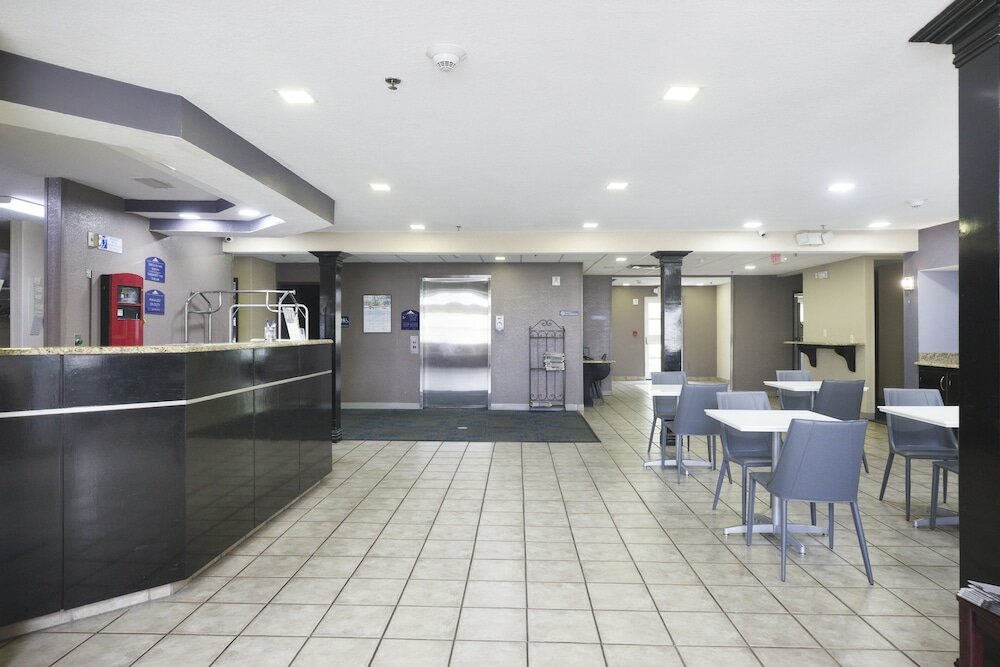 Фото Microtel Inn & Suites by Wyndham Meridian