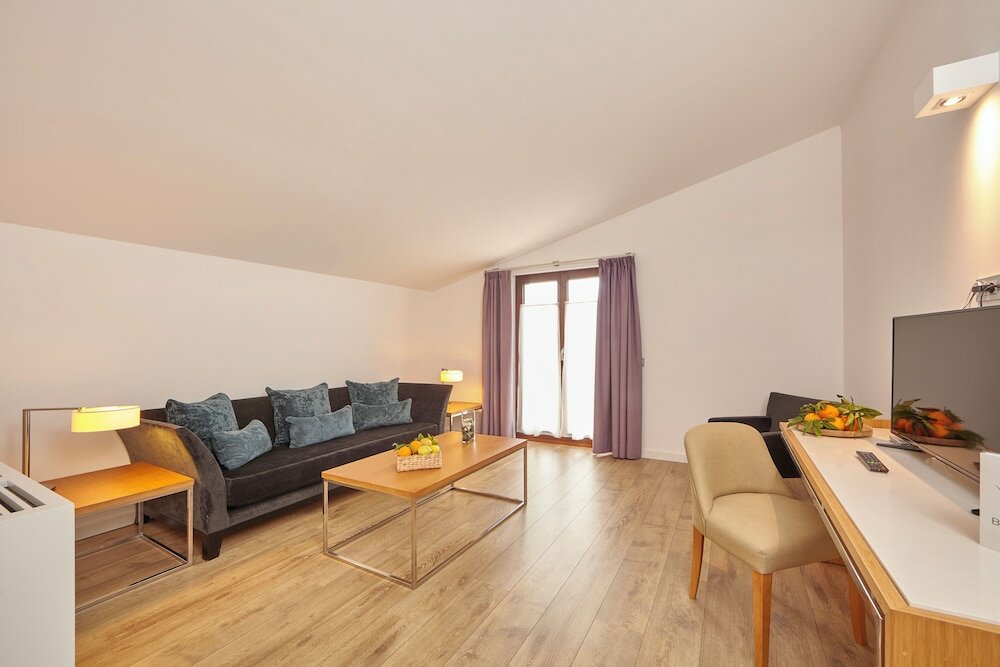 Фото Bennoc Petit Hotel