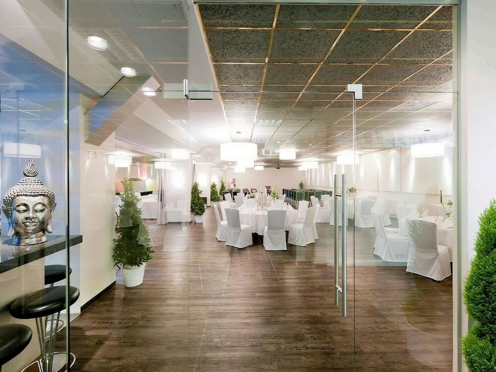 Фото Plaza Inn Regensburg