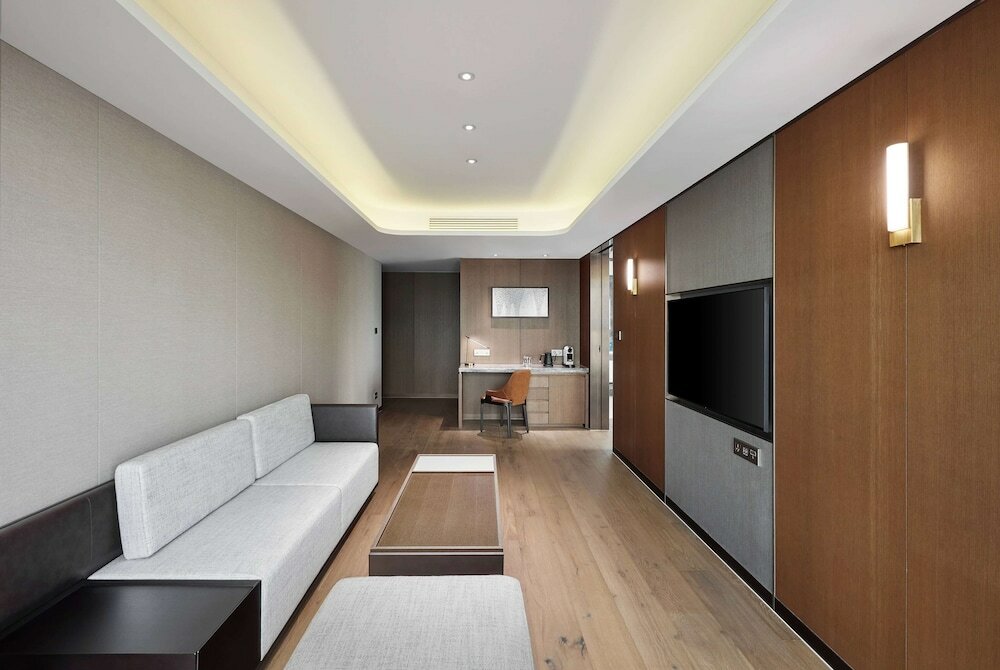 Фото Wyndham Grand Busan Ijin