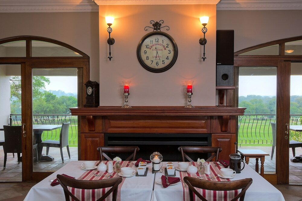 Фото Leopardsong Manor