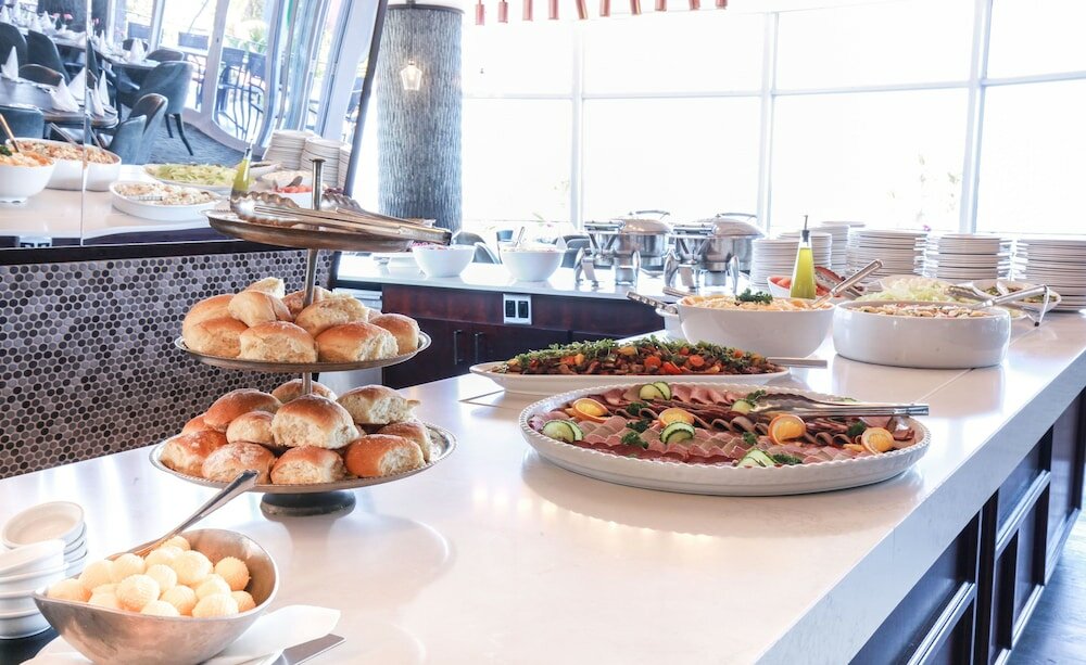 Фото The Blue Waters Hotel