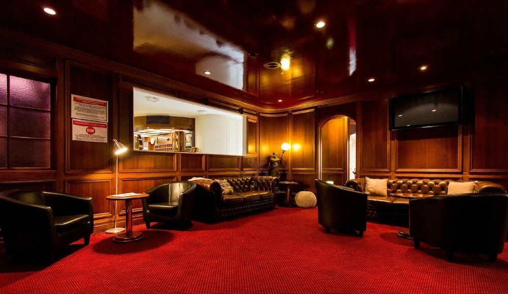 Фото Adelaide Inn