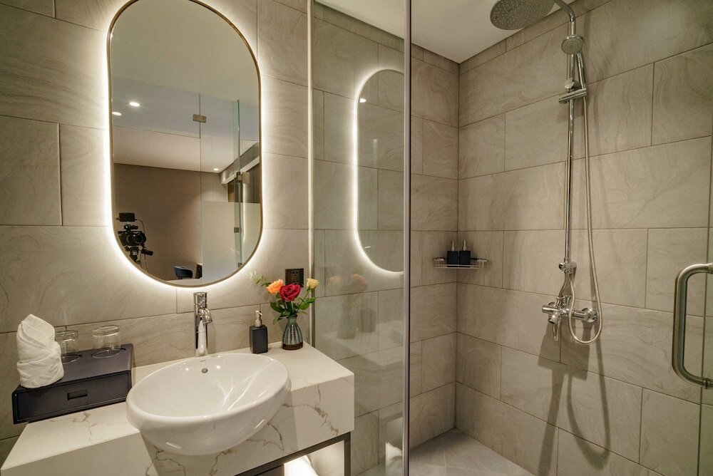 Фото Nhat Ha Lavish Hotel