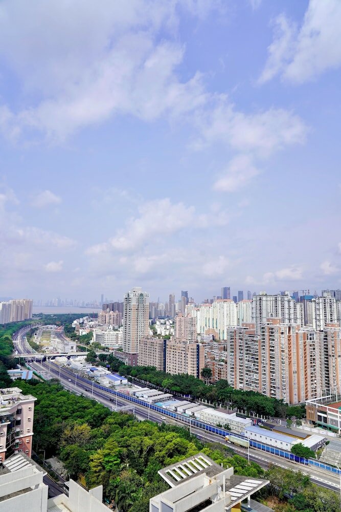 Фото Four Points by Sheraton Shenzhen