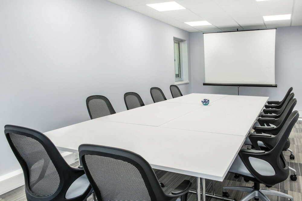 Фото De Vere Latimer Estate