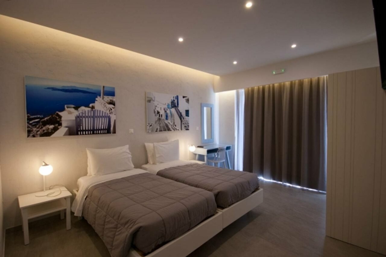 Фото Irina Beach Hotel