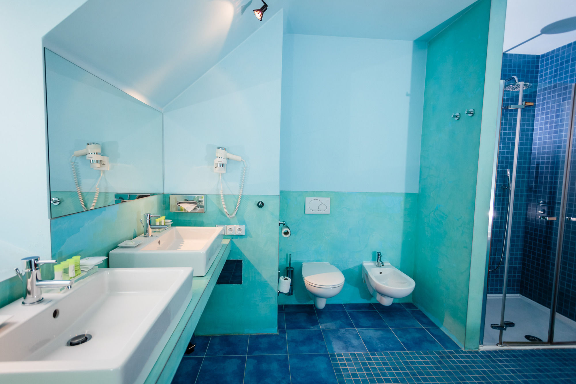 Фото Park Holiday Congress & Wellness Hotel