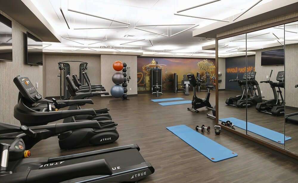 Фото Circa Resort & Casino