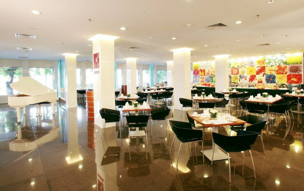 Фото Liuhua Hotel Guangzhou