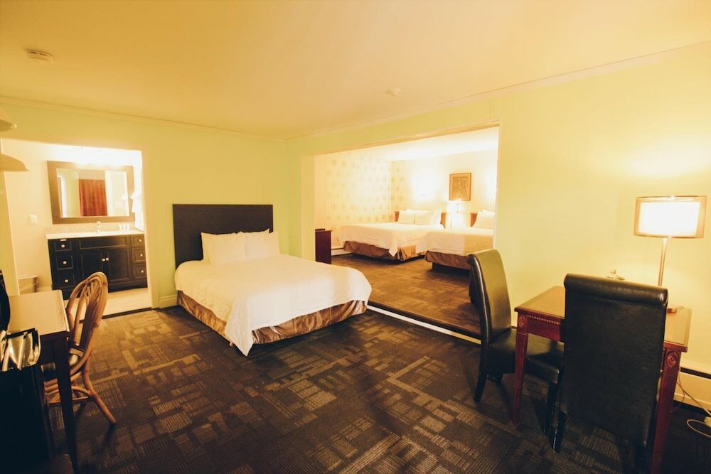 Фото Hotel Moncton