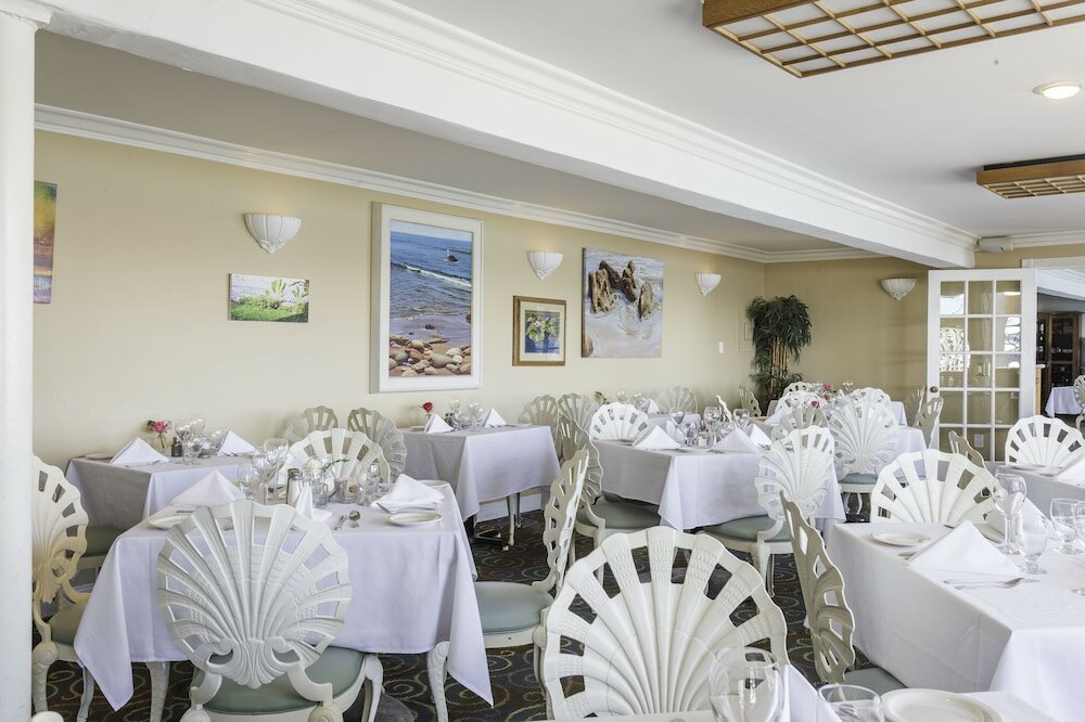 Фото Cliff House Inn On The Ocean