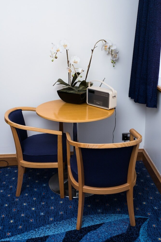 Фото The Park Hotel