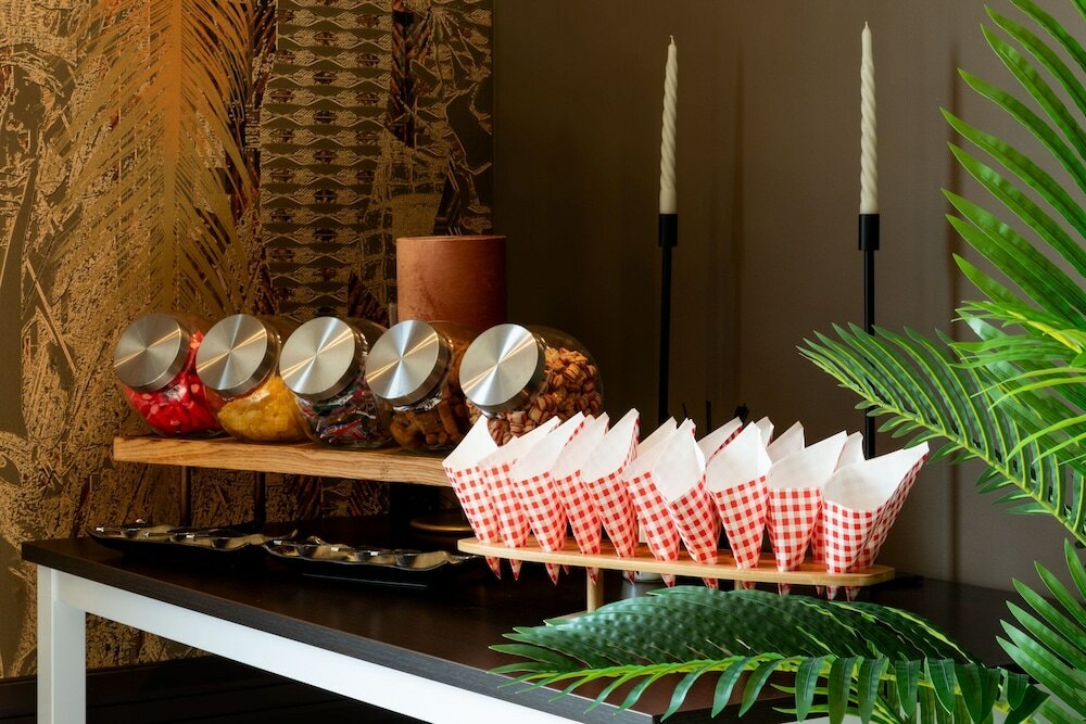 Фото Apollo Hotel Amsterdam, a Tribute Portfolio Hotel