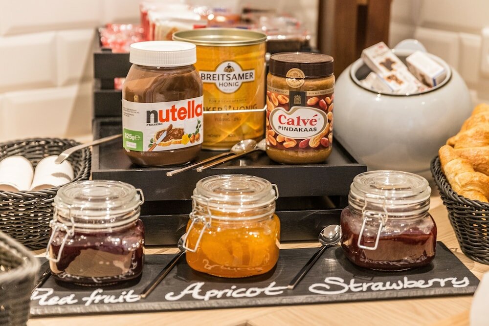 Фото The niu Square