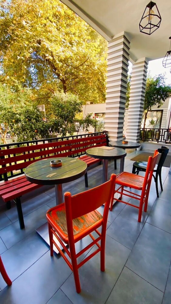 Фото Hotel Antigone