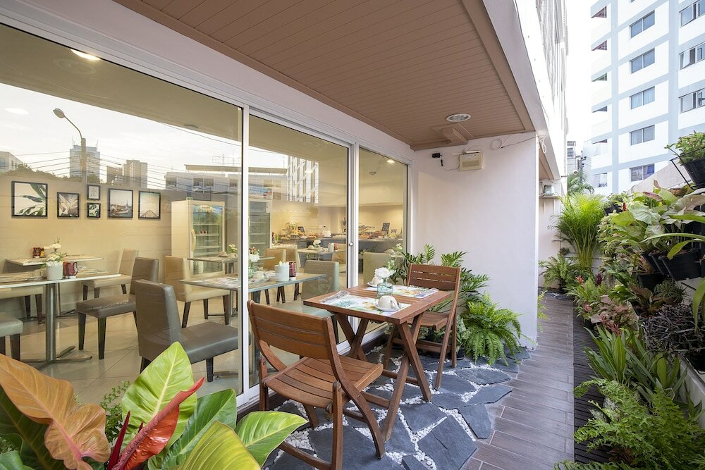 Фото Bangkok Loft Inn