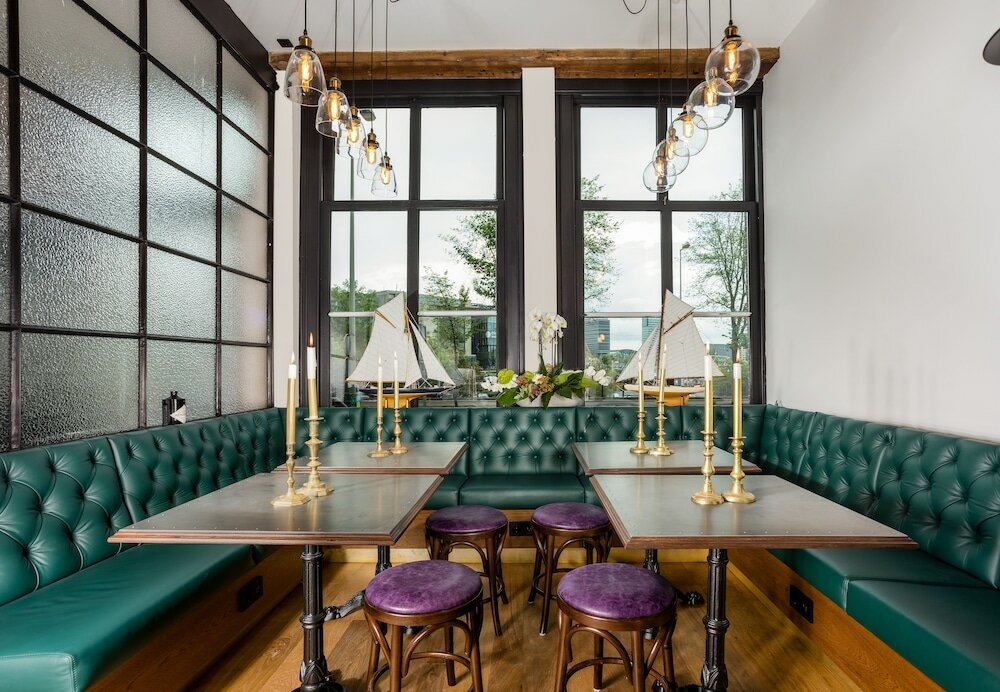 Фото The Hendrick's Hotel