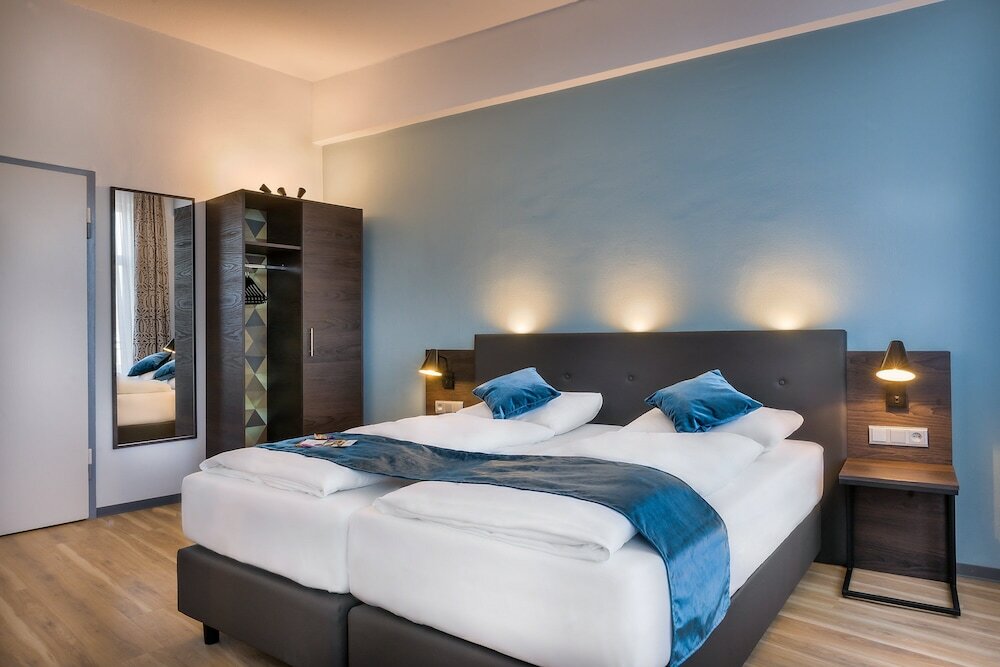 Фото Novum Hotel Ruf Pforzheim