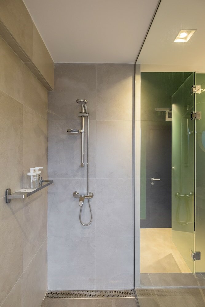 Фото R34 Boutique Hotel