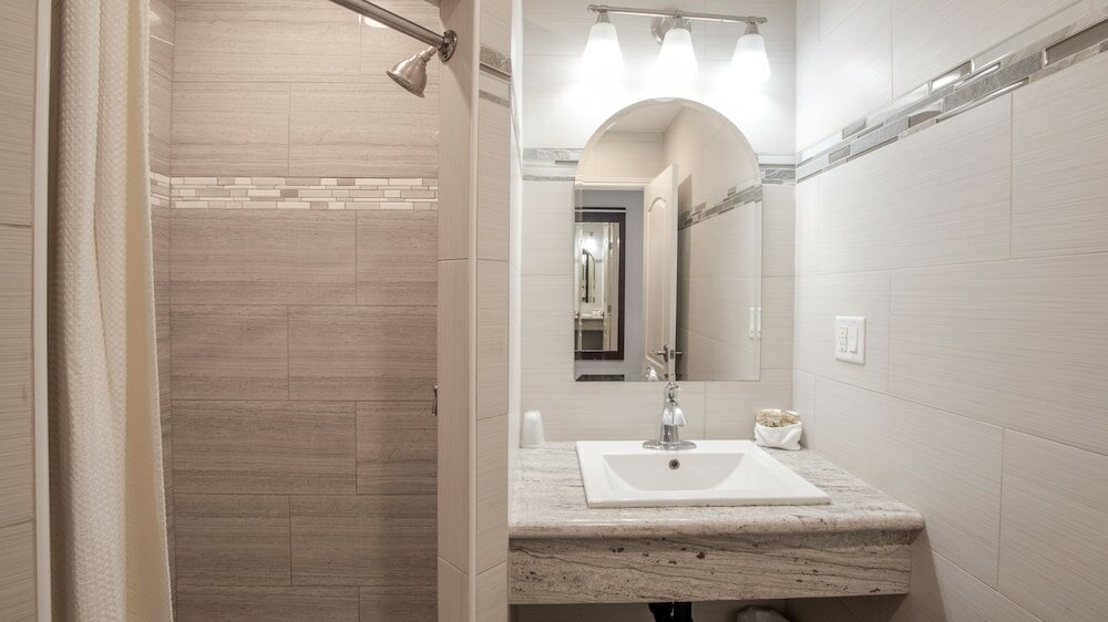 Фото Crystal Lodge Motel