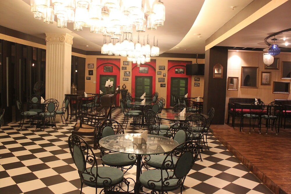 Фото The Lindsay