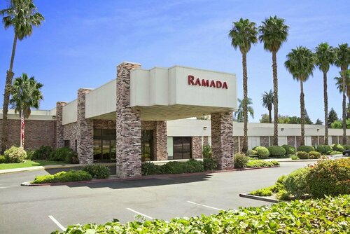 Гостиница Ramada by Wyndham Sunnyvale/Silicon Valley в Саннивейле