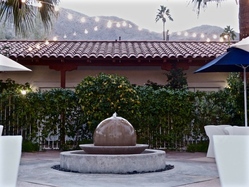 Фото Alcazar Palm Springs