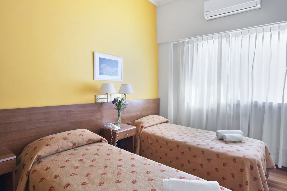 Фото Milan Hotel