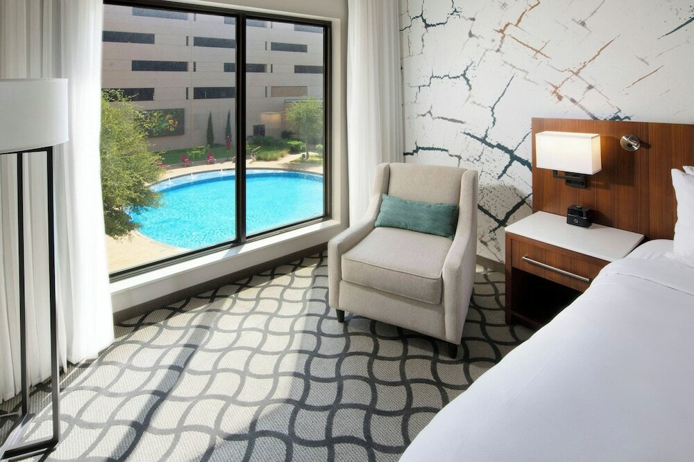 Фото Marriott Dallas Allen Hotel & Convention Center