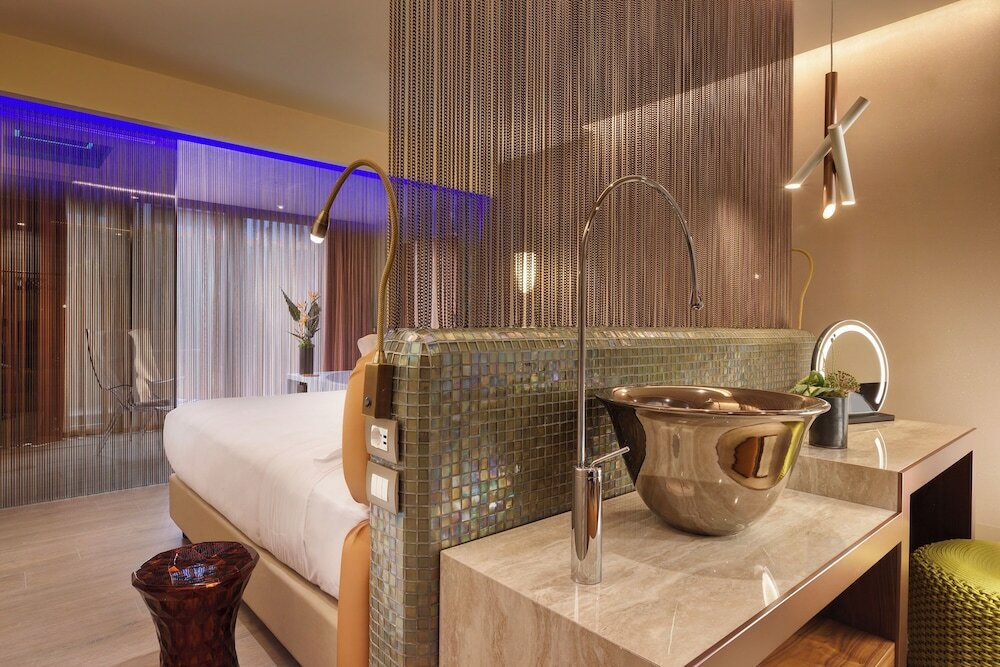 Фото Milan Suite Hotel