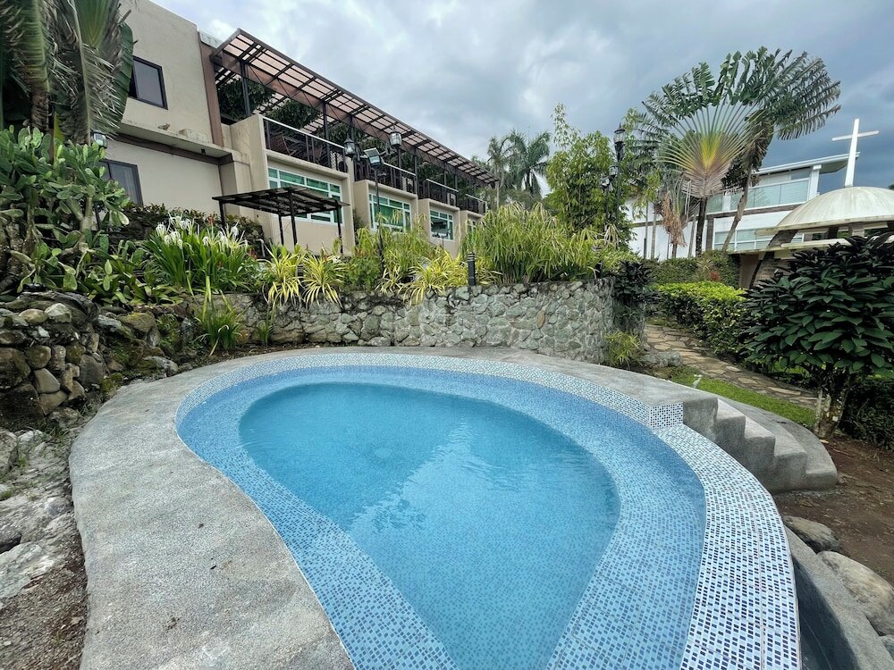 Фото Lakeview Suites by Cocotel