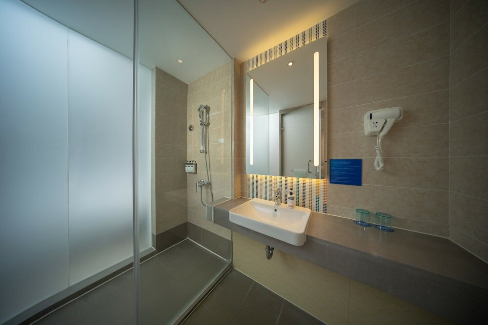 Фото Holiday Inn Express Shanghai Pujiang
