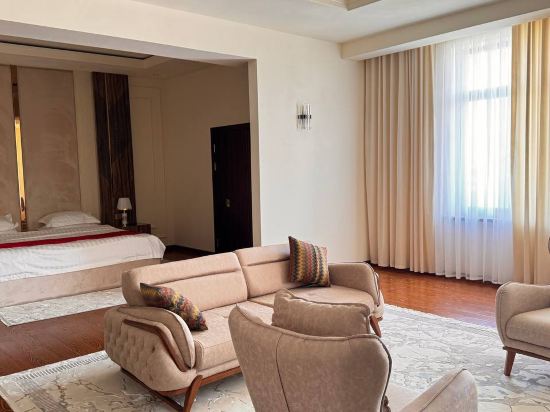 Фото Kangurt Grand Hotel