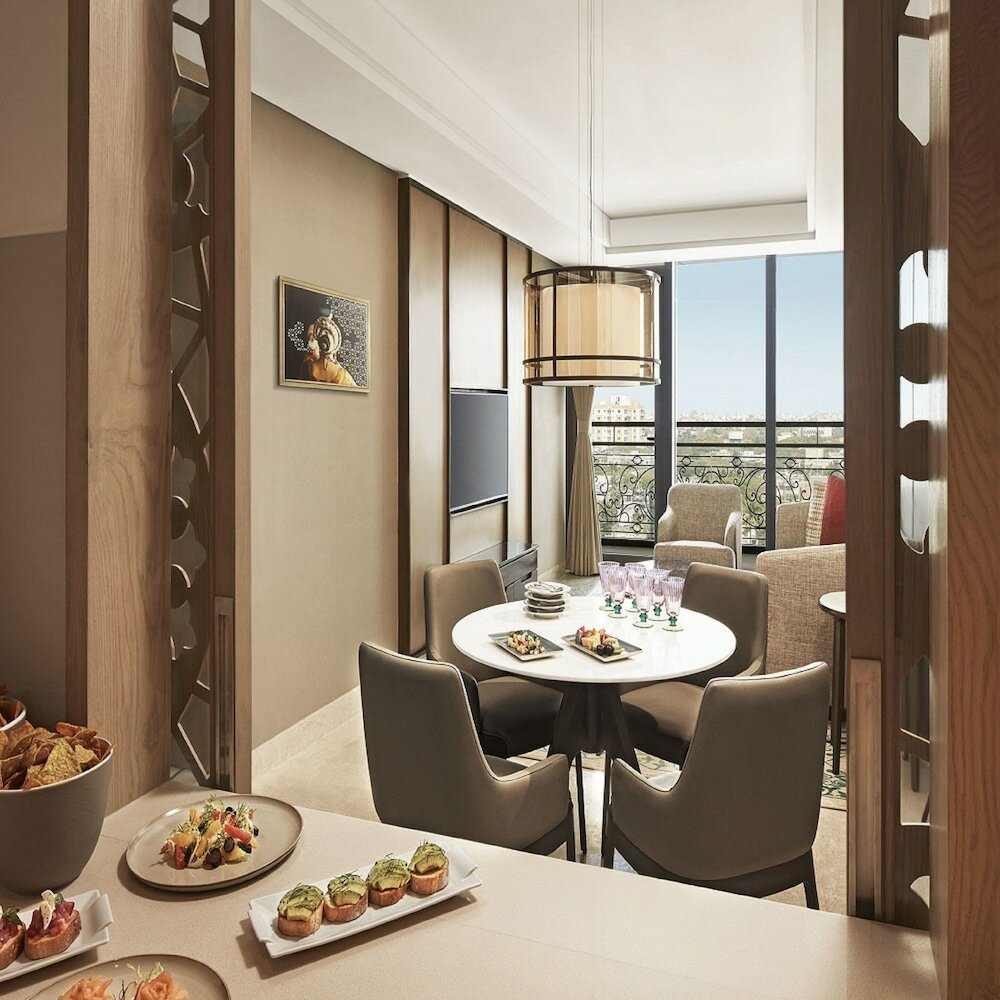 Фото Taj Wellington Mews