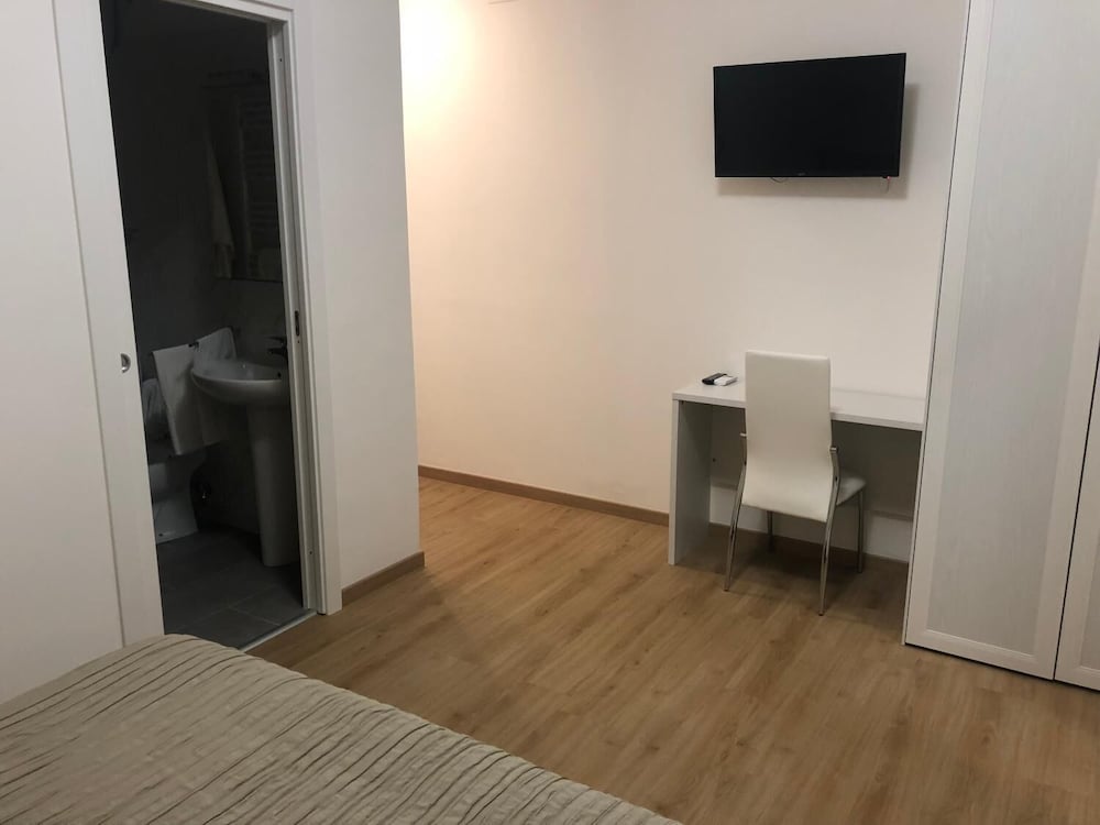 Фото Dea Tiburtina