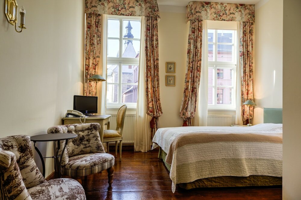 Фото Hotel Zum Bär