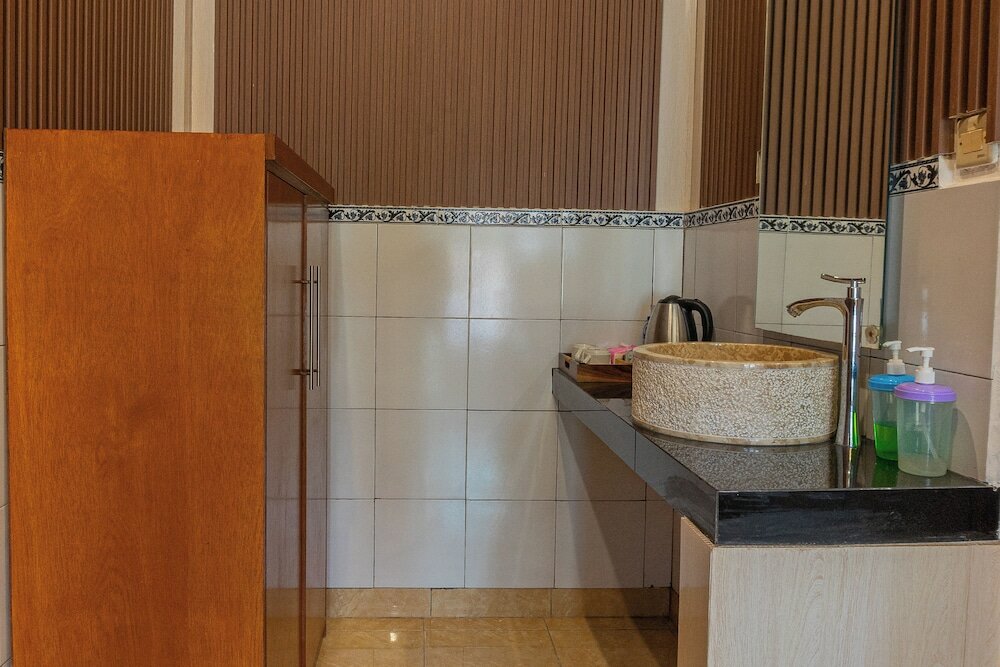 Фото Artha Dewata Home Stay