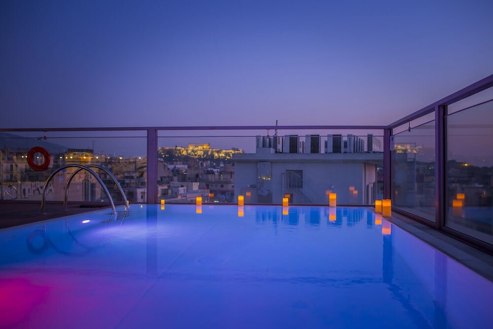 Фото Novus City Hotel