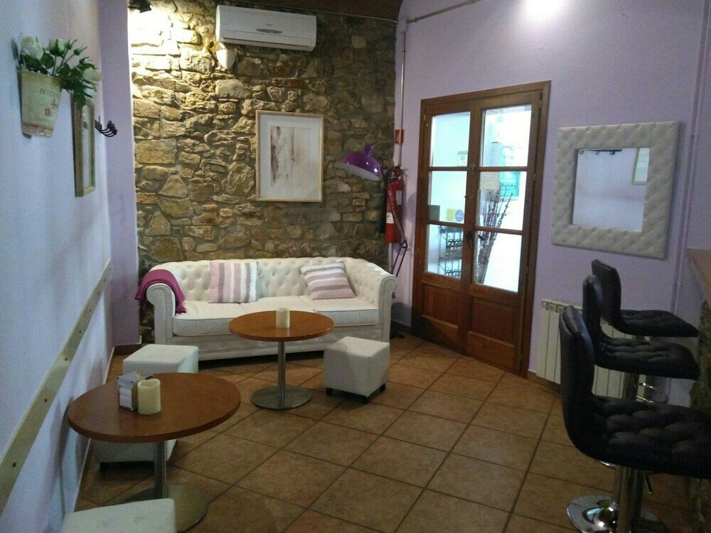 Фото Hostal Can Missè